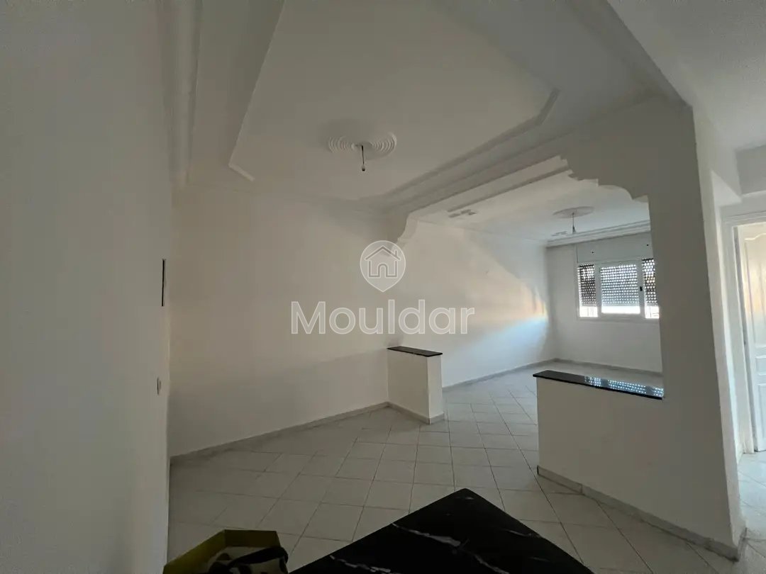 شقة للبيع في الطابق الثالث - Photo 2