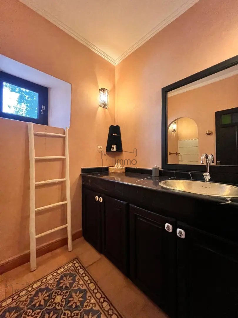 Villa en venta con piscina - Photo 15