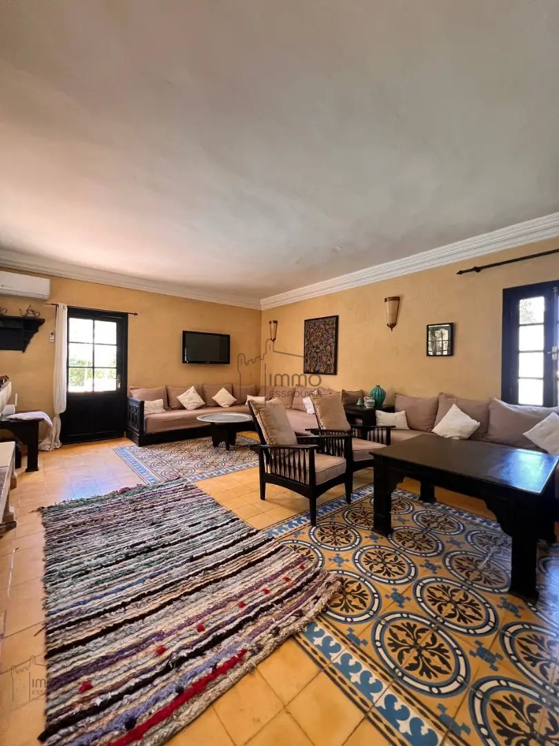 Villa en venta con piscina - Photo 13