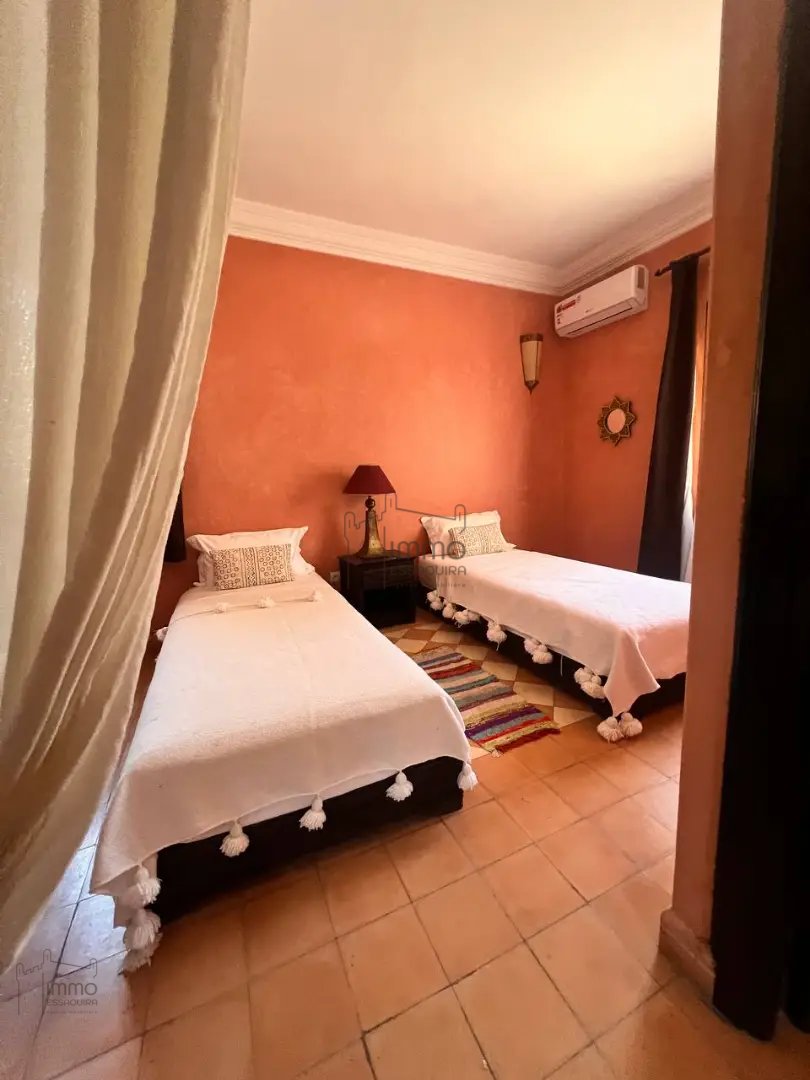 Villa en venta con piscina - Photo 22