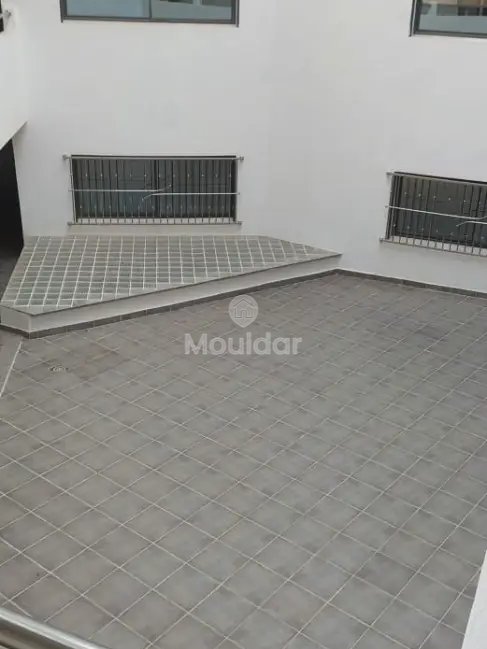 Bureau à louer avec parking au deuxième étage - Photo 13