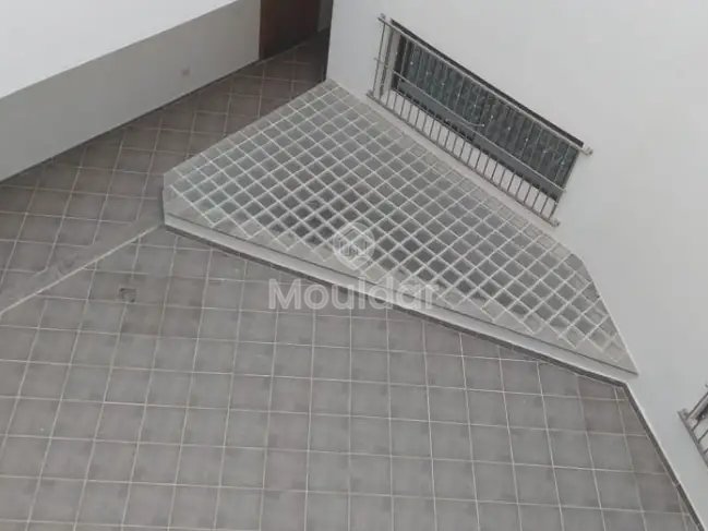 Bureau à louer avec parking au deuxième étage - Photo 9