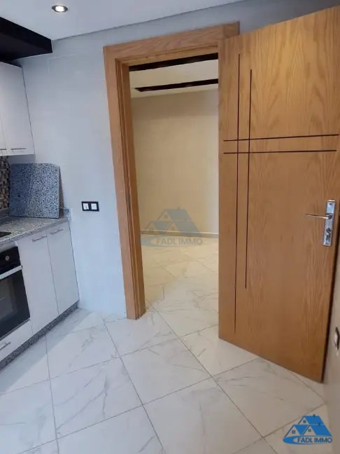 شقة للبيع مع مسبح في الطابق الأول - Photo 4