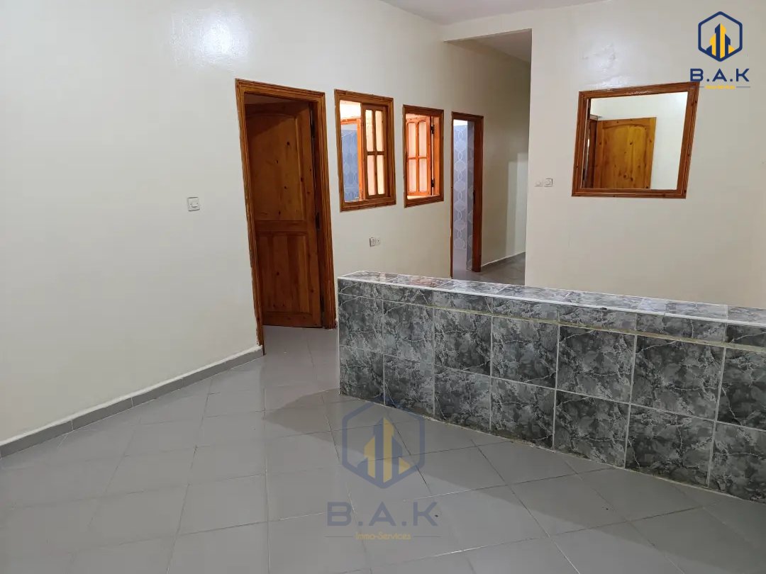 Apartamento en alquiler con terraza - Photo 3