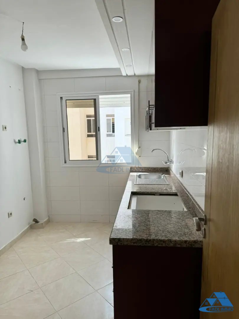 Apartament na sprzedaż na trzecim piętrze - Photo 3