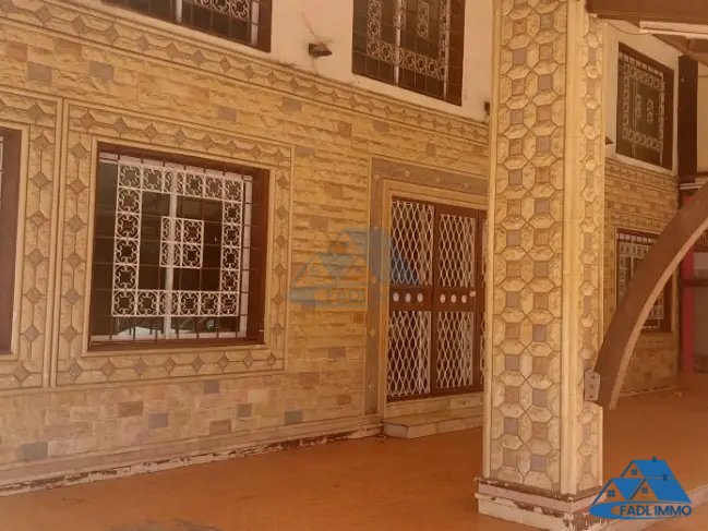 Local commercial à vendre avec terrasse - Photo 7