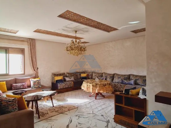 شقة للإيجار مع تراس في الطابق الثاني - Photo 2