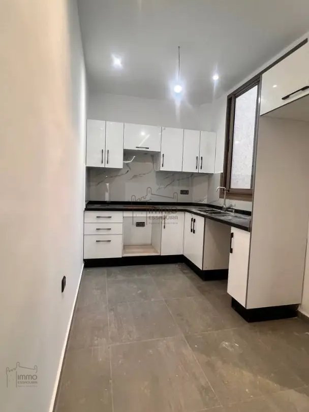 Apartment for sale with terrace - Photo 6