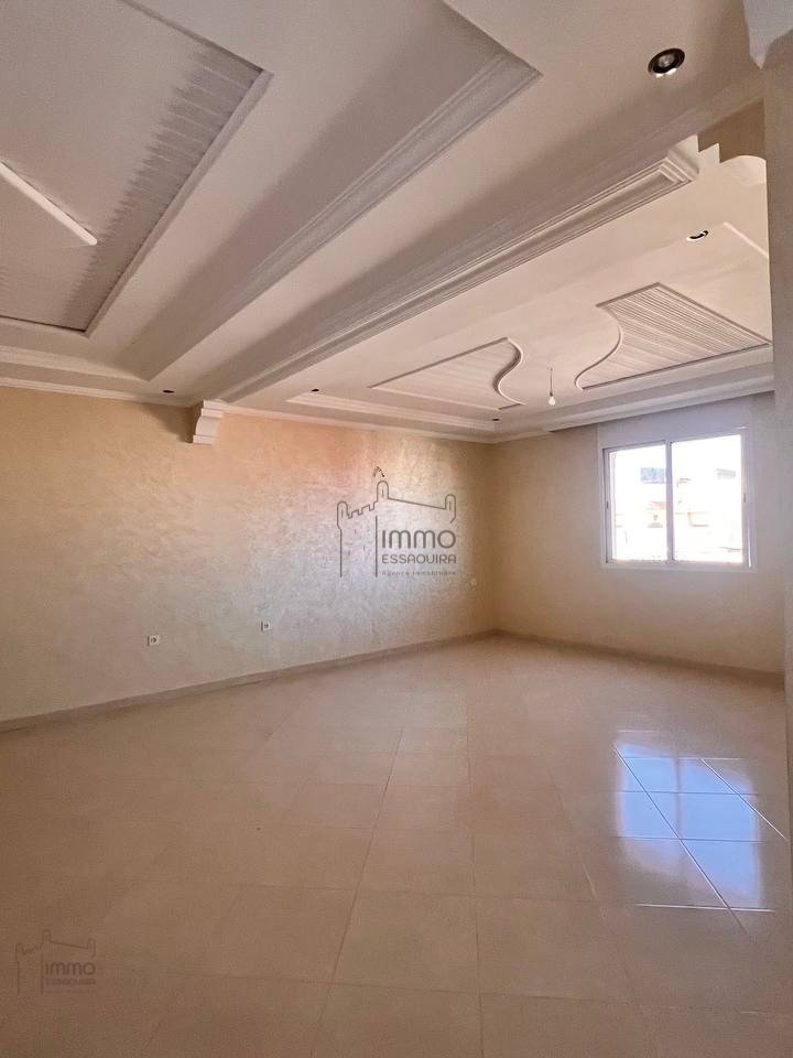 À Vendre : Appartement 3 Pièces au Quartier Moustakbal - Photo 3