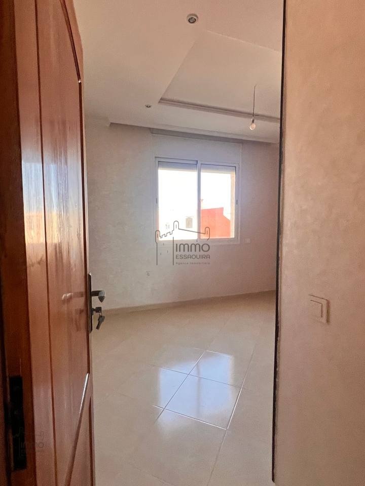 À Vendre : Appartement 3 Pièces au Quartier Moustakbal - Photo 12