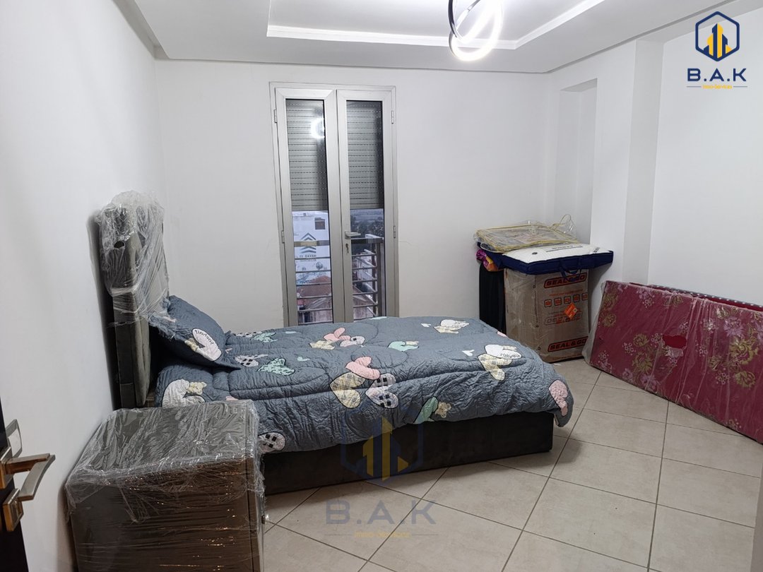 Apartamento en alquiler con balcón en el octavo piso - Photo 11