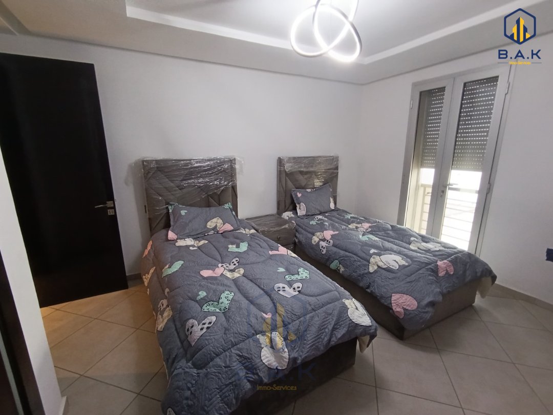 Apartamento en alquiler con balcón en el octavo piso - Photo 8