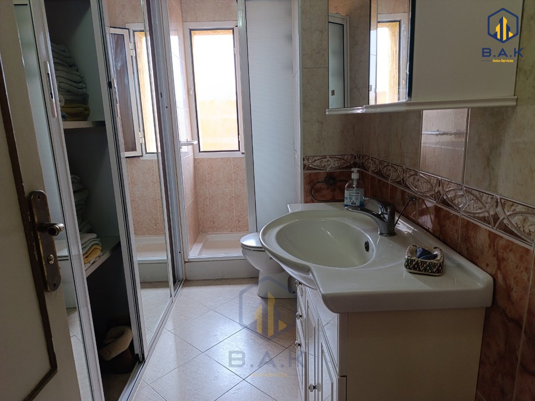 Apartment for sale with balcony - Photo 19