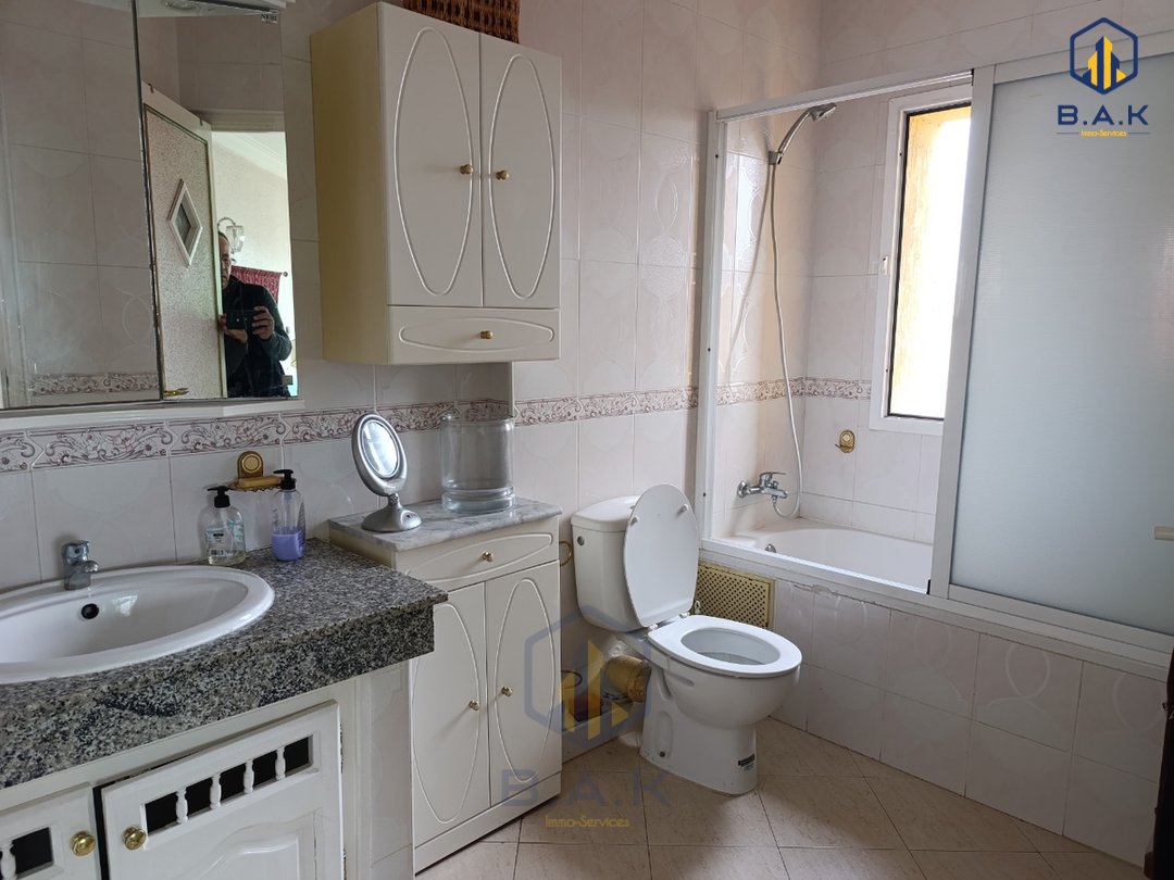 Apartment for sale with balcony - Photo 18