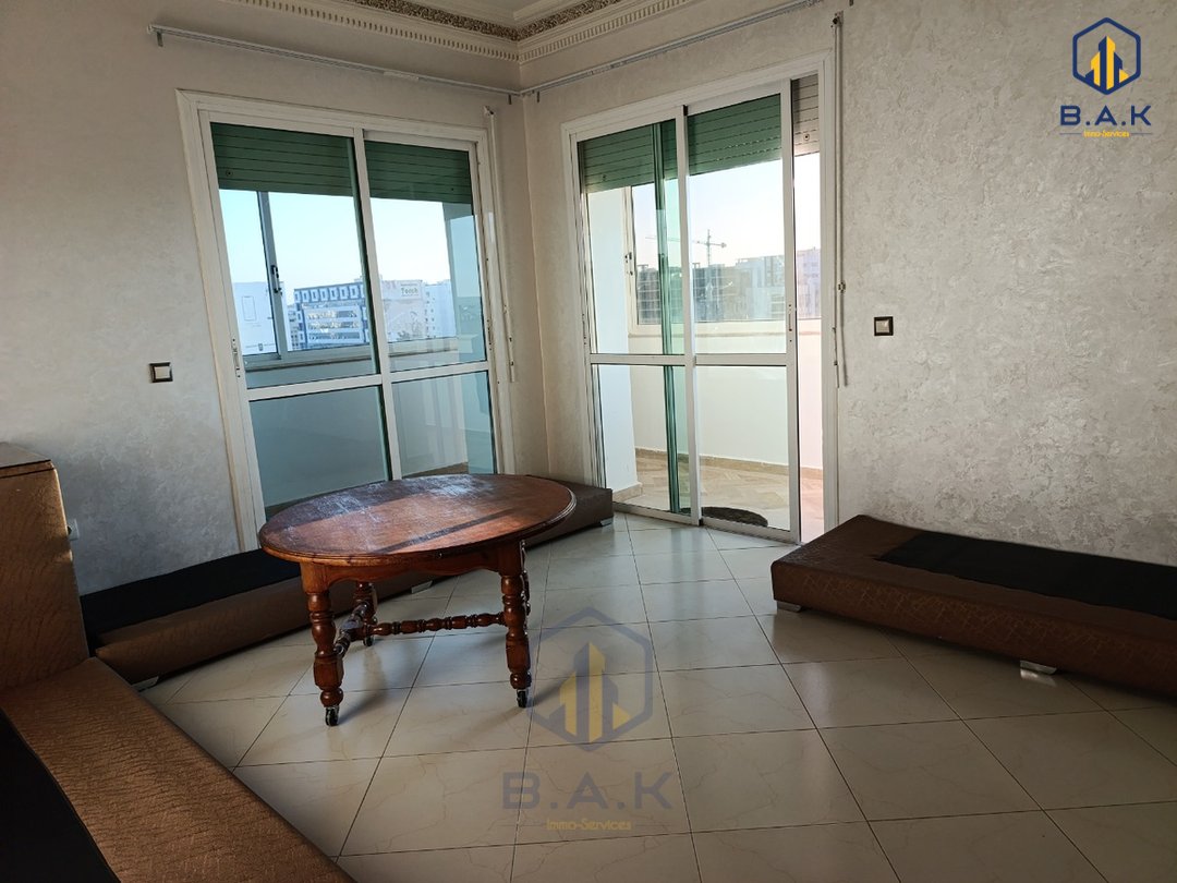 Apartment for rent with terrace - Photo 8