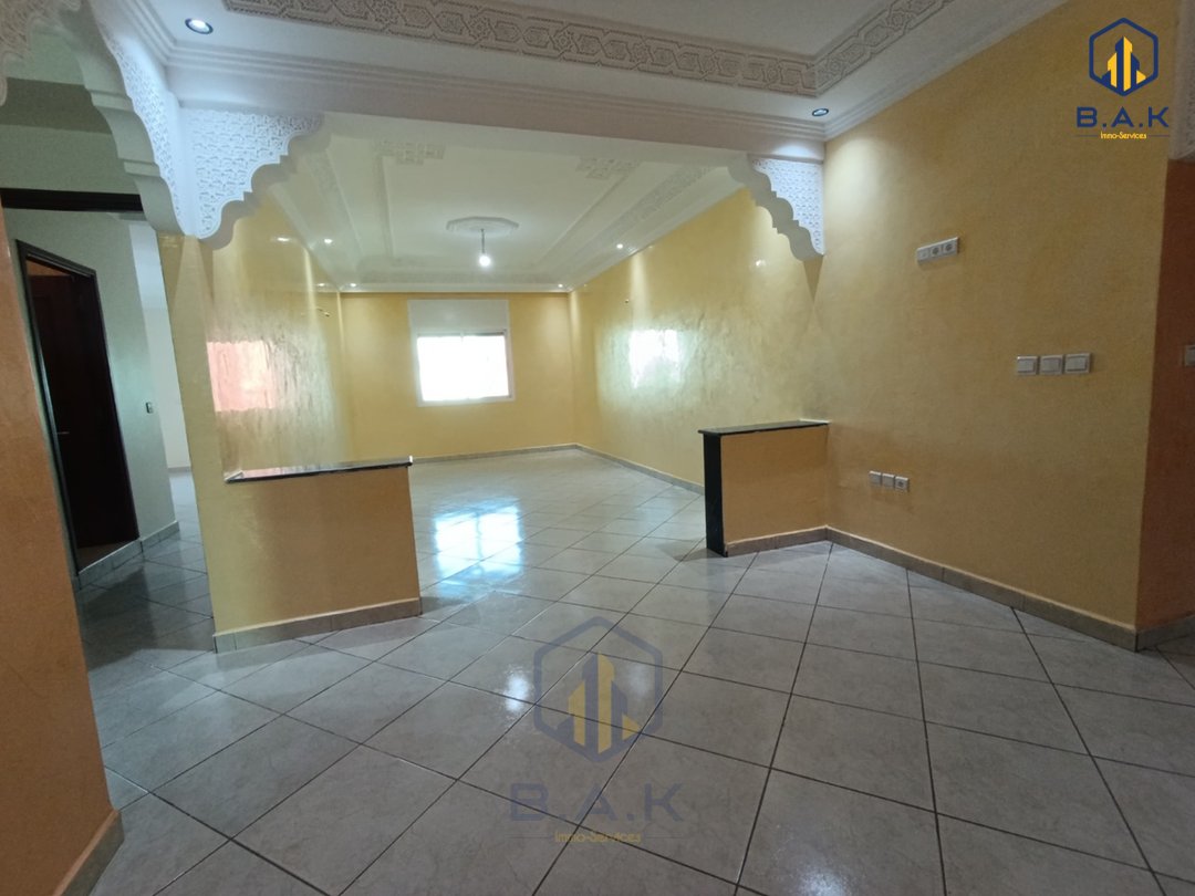 Apartamento en alquiler con balcón - Photo 2