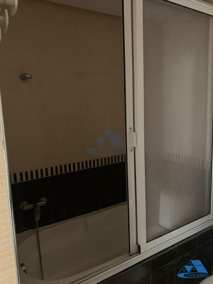 شقة للإيجار مع شرفة في الطابق الأول - Photo 2