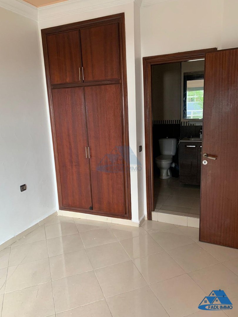 شقة للإيجار مع شرفة في الطابق الأول - Photo 6