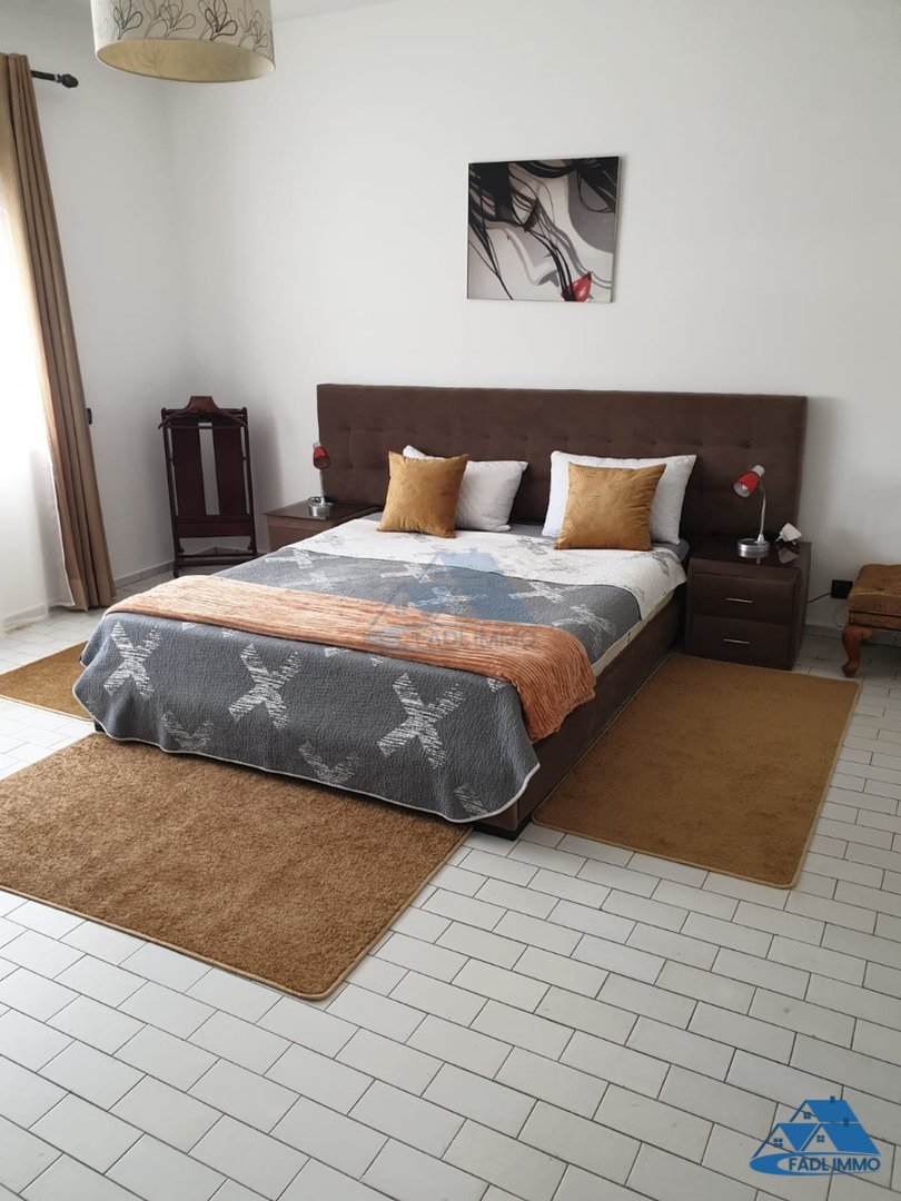 Villa à louer avec terrasse et trois étages - Photo 5