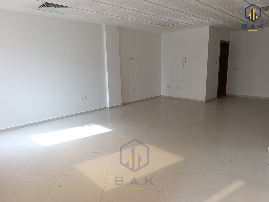 Oficina nueva en alquiler con parking - Photo 9