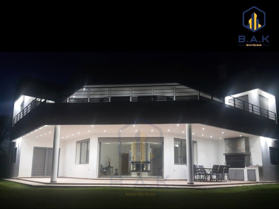 Villa à vendre avec terrasse - Photo 3