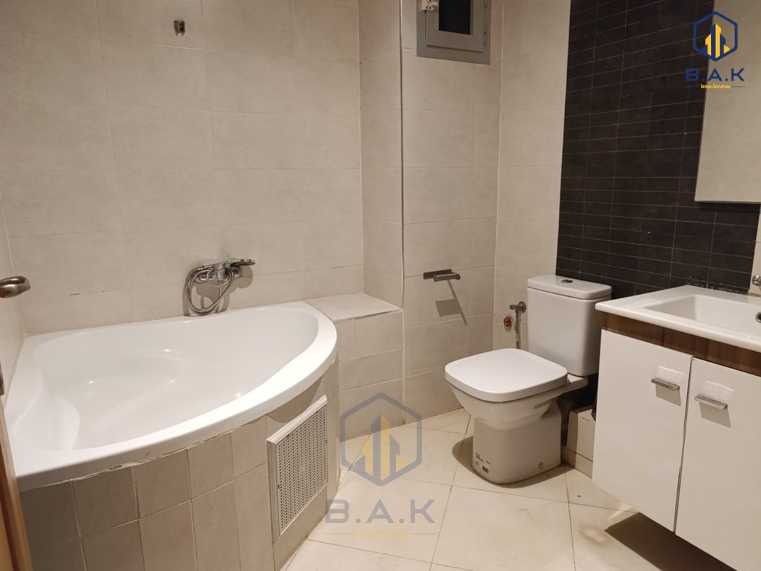 Apartamento en alquiler en el tercer piso - Photo 12