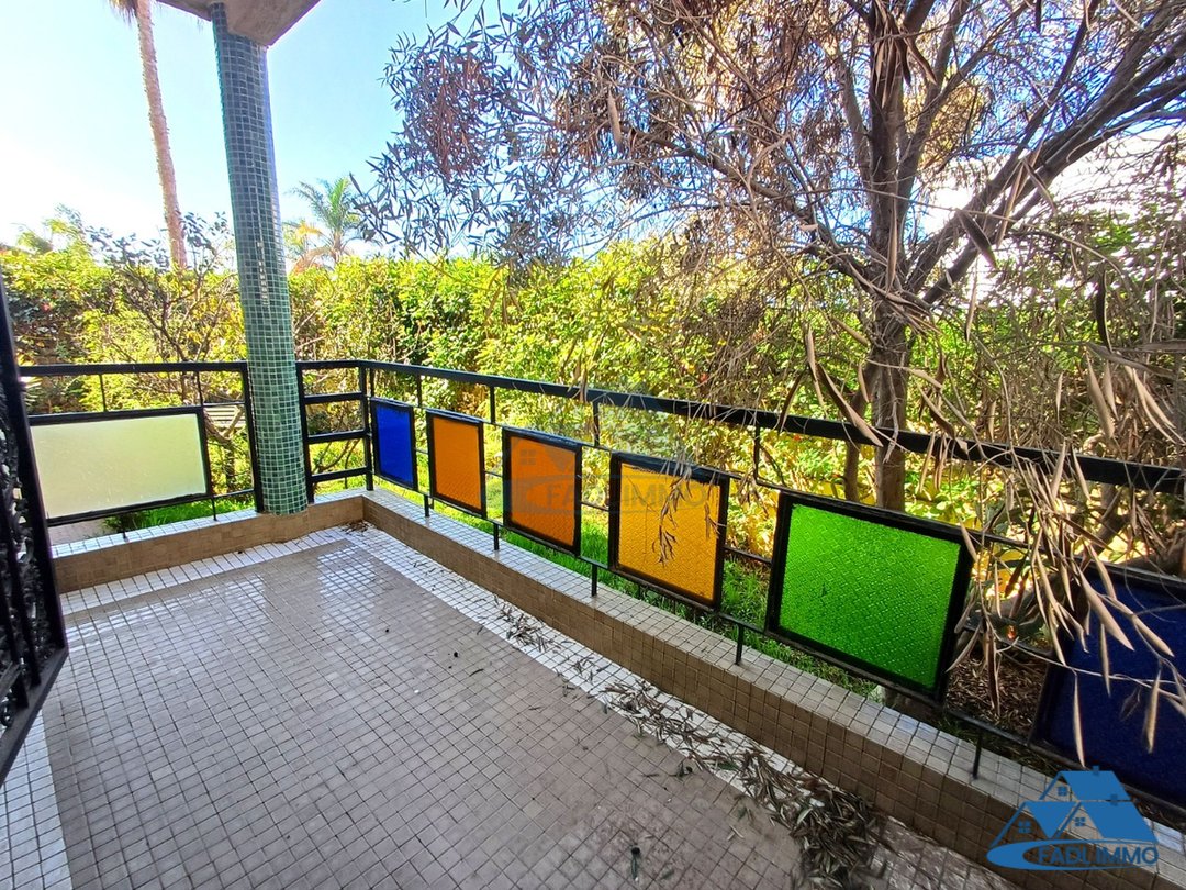 Villa for sale with terrace - Photo 7