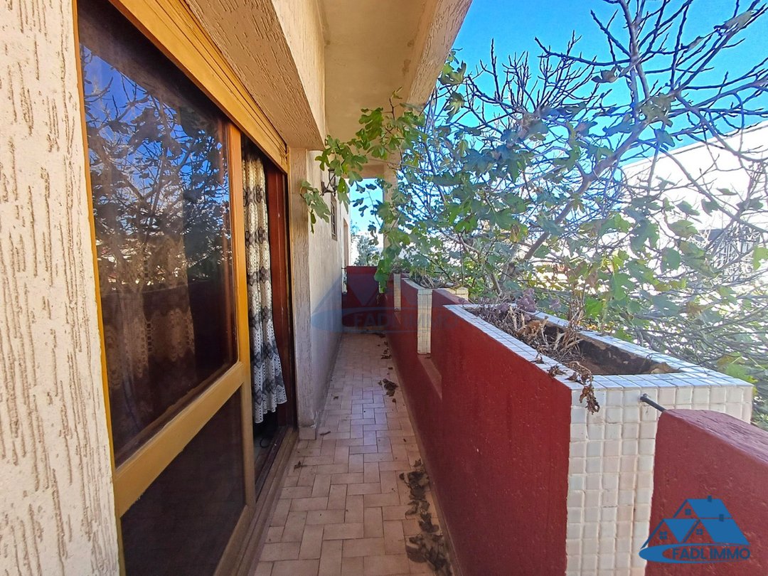 Villa for sale with terrace - Photo 17