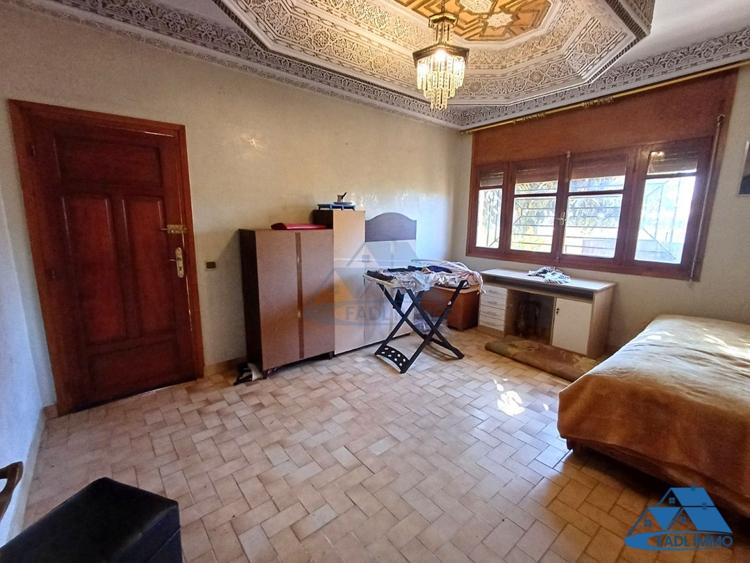 Villa for sale with terrace - Photo 9