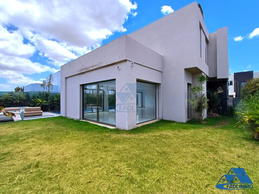 Villa for sale with swimming pool - Photo 2