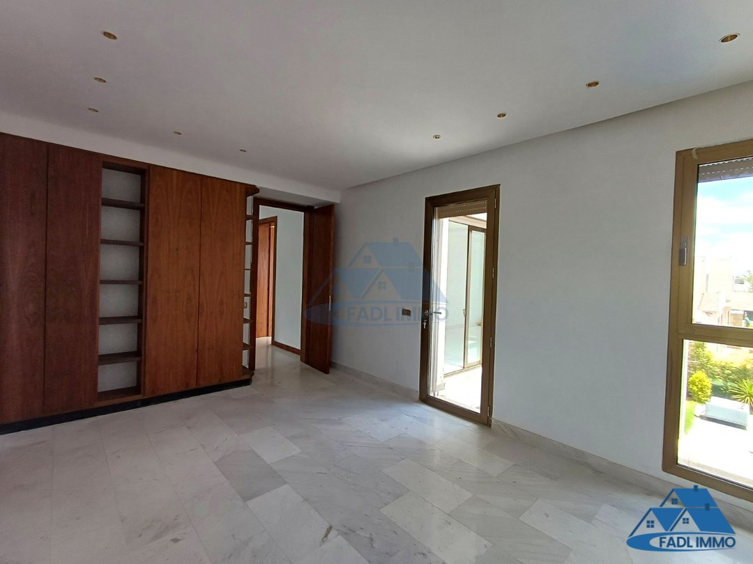 Villa for sale with swimming pool - Photo 13