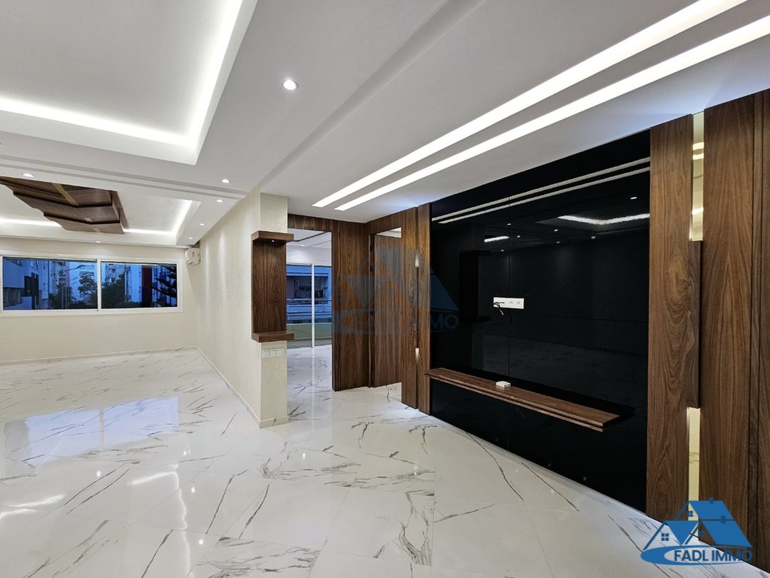 Apartment for sale with terrace - Photo 1