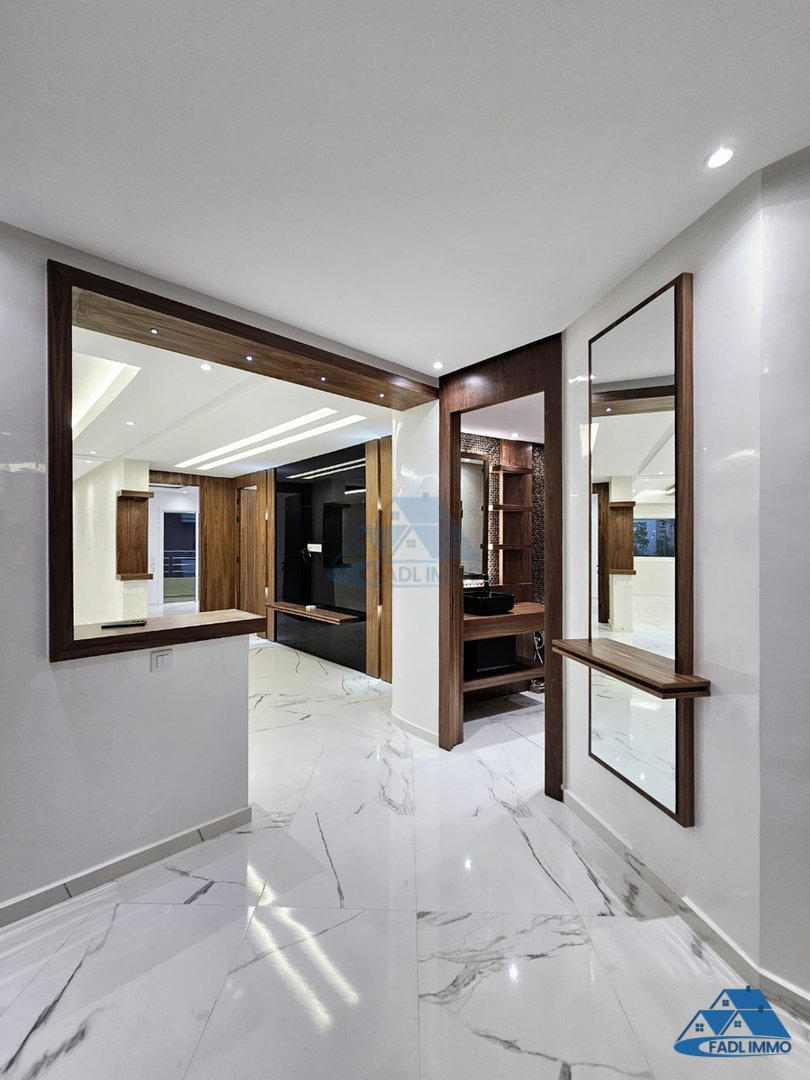 Apartment for sale with terrace - Photo 2