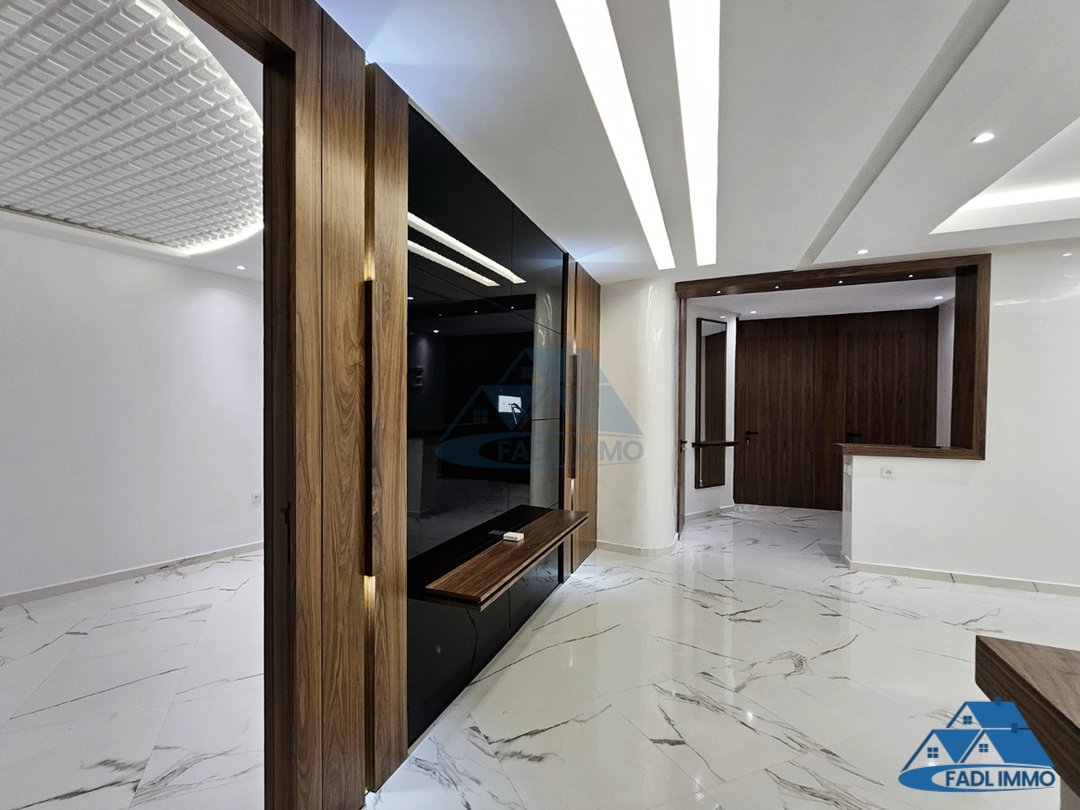 Apartment for sale with terrace - Photo 13