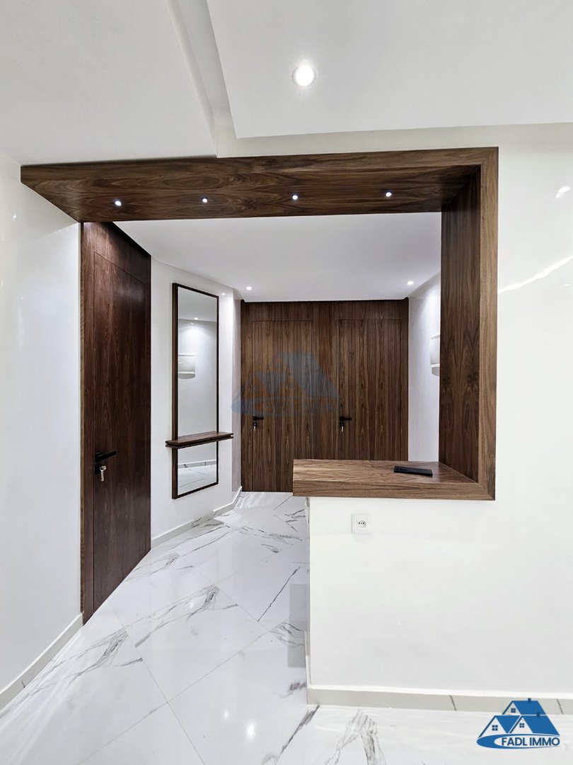 Apartment for sale with terrace - Photo 4