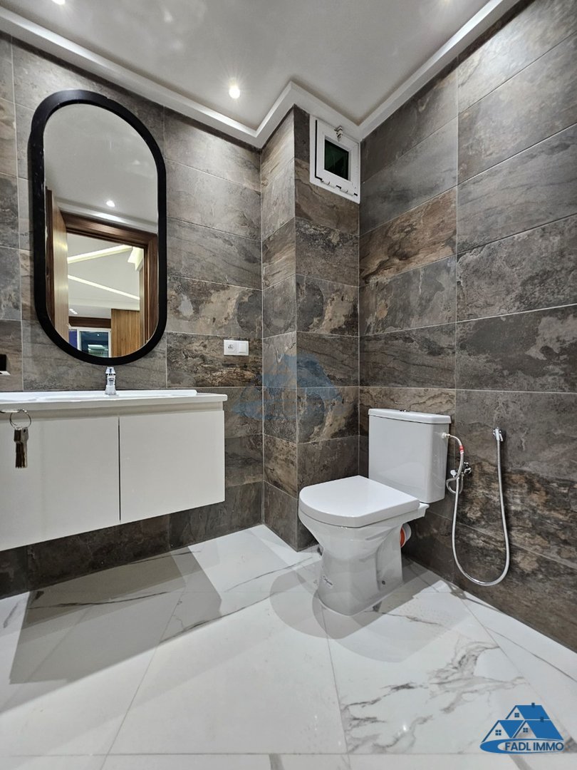 Apartment for sale with terrace - Photo 5