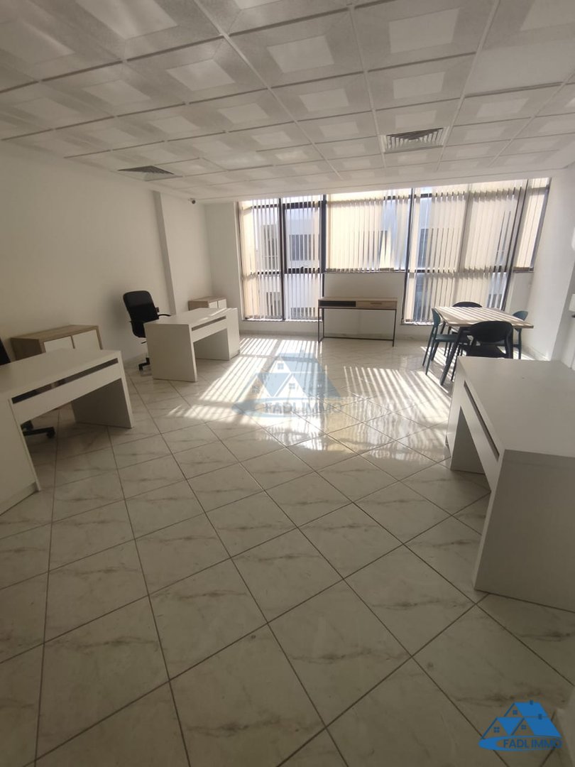 Office for sale on the sixth floor - Photo 1