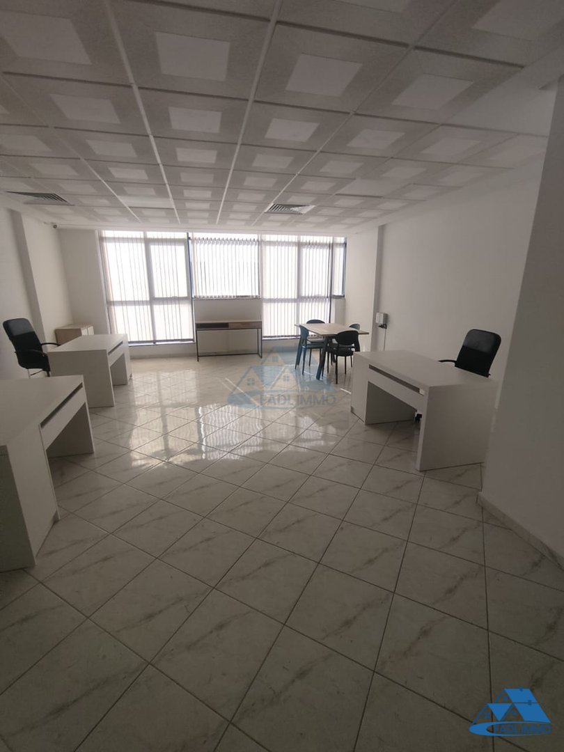 Office for sale on the sixth floor - Photo 2