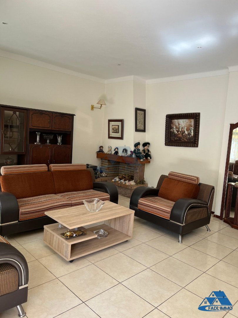 Villa en venta con terraza - Photo 1