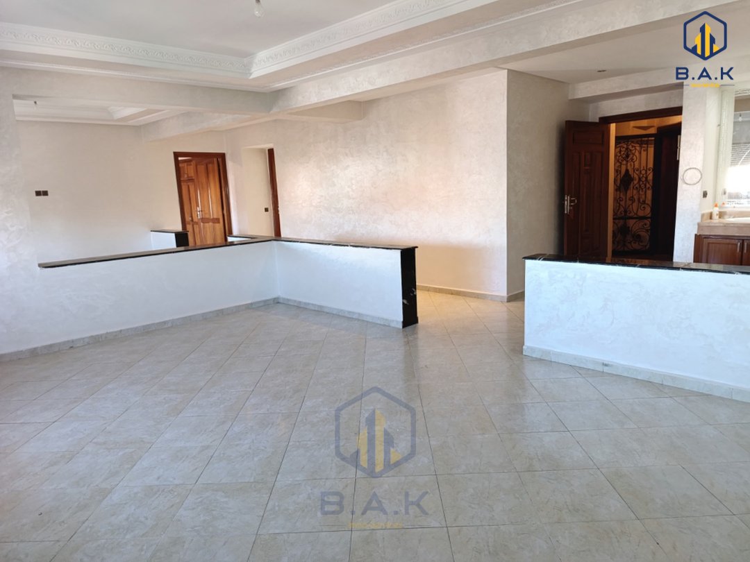 Apartamento en alquiler en el sexto piso - Photo 3