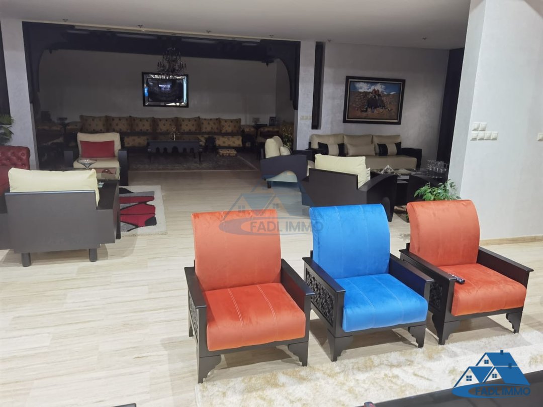 Villa for buy with terrace - Photo 25