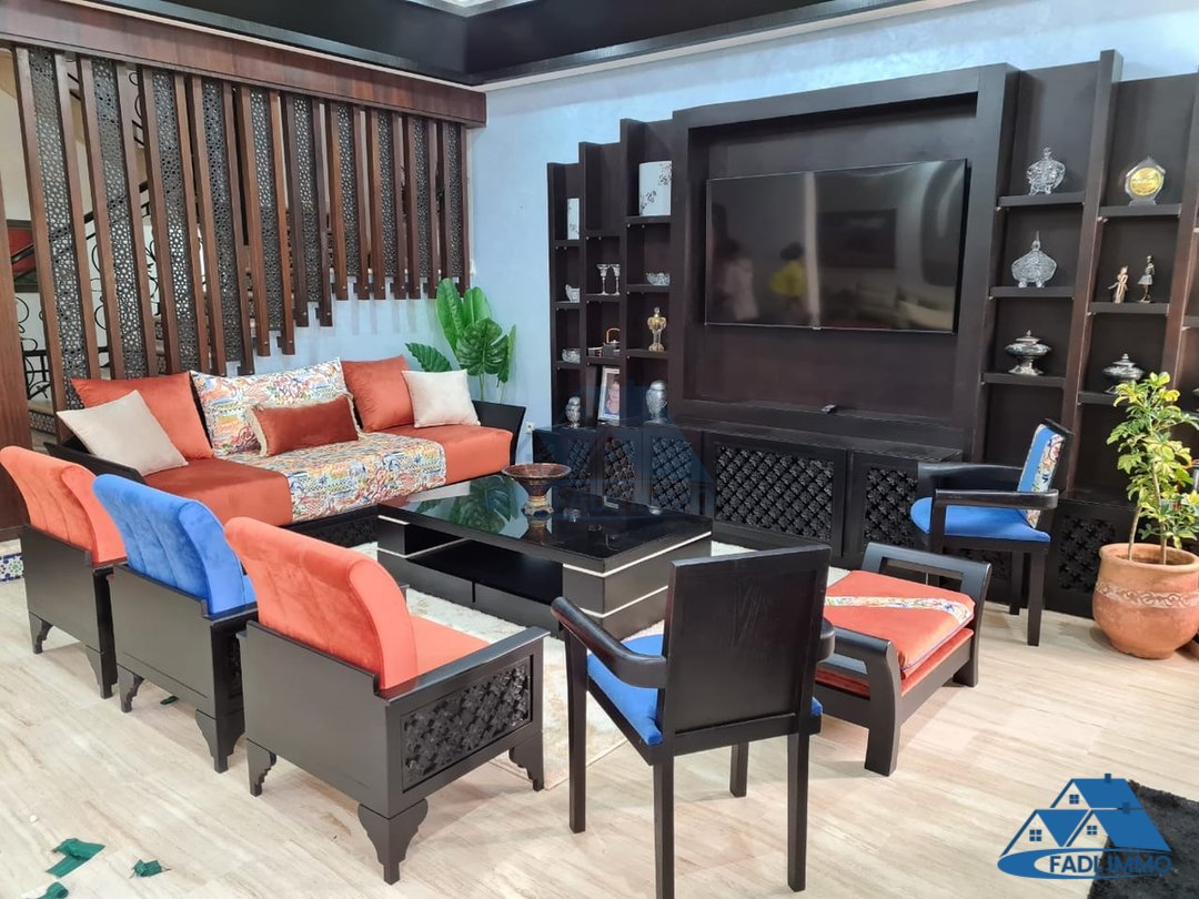 Villa for buy with terrace - Photo 26