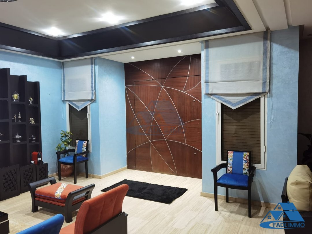 Villa for buy with terrace - Photo 20