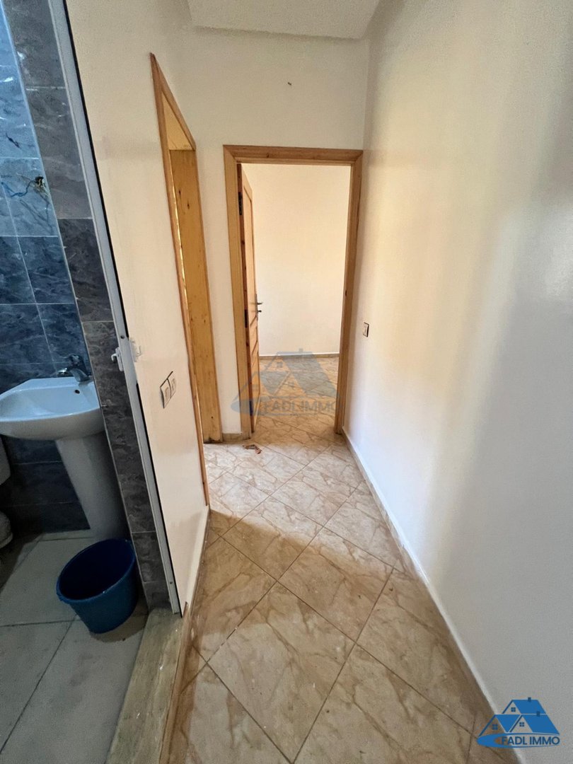 شقة للشراء في الطابق الثاني - Photo 2