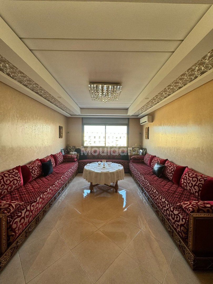 شقة للشراء مع شرفة في الطابق الثالث - Photo 1