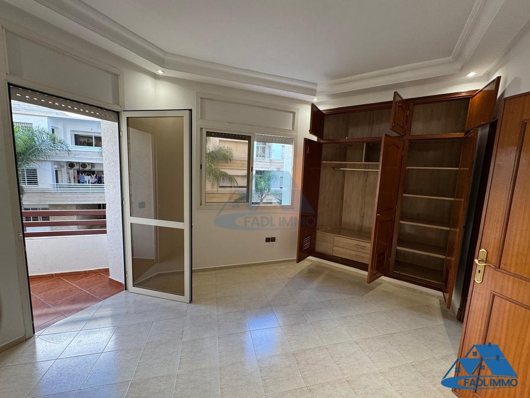 Appartement à achat avec terrasse - Photo 2