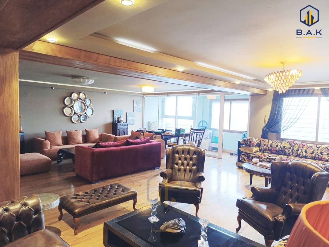 Apartment for buy with balcony on the fifth floor - Photo 1