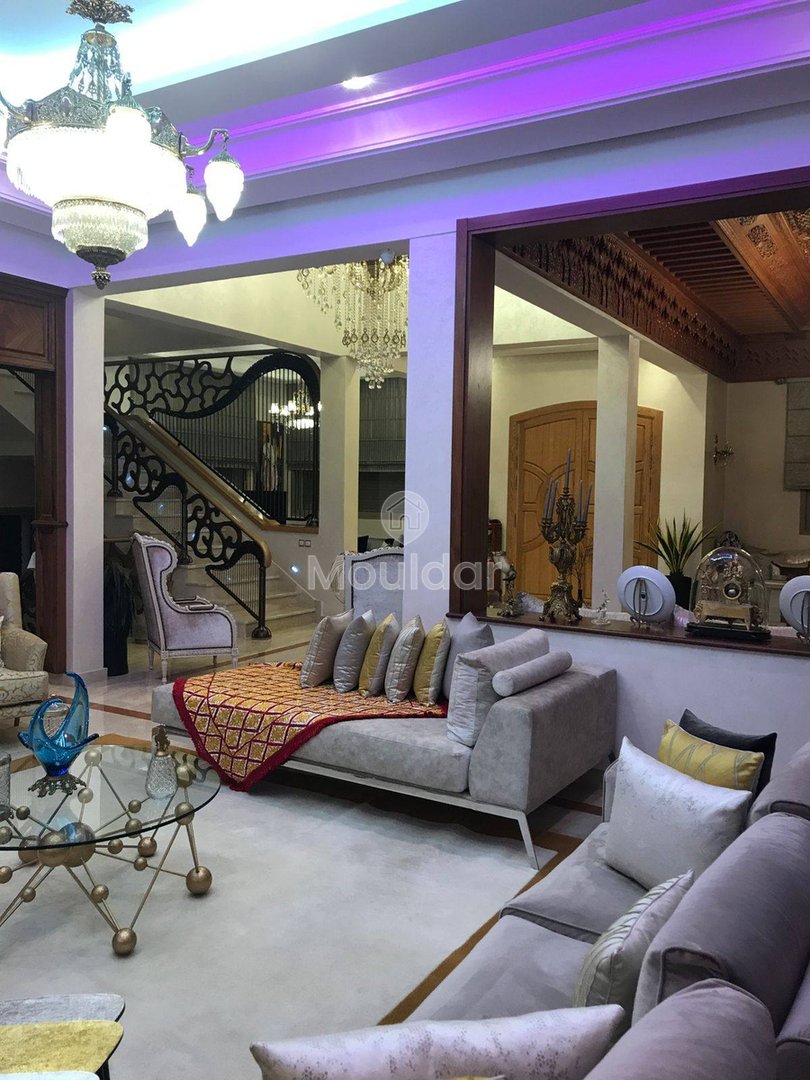 Luxury Villa for Sale in Marrakech - 4 Spacious Bedrooms - Photo 2