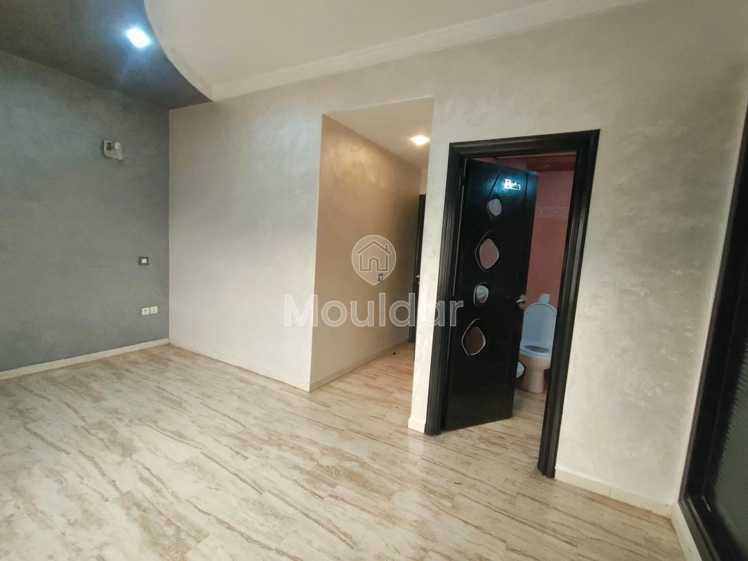 Luminoso appartamento in affitto a Maarif Extension - Photo 8