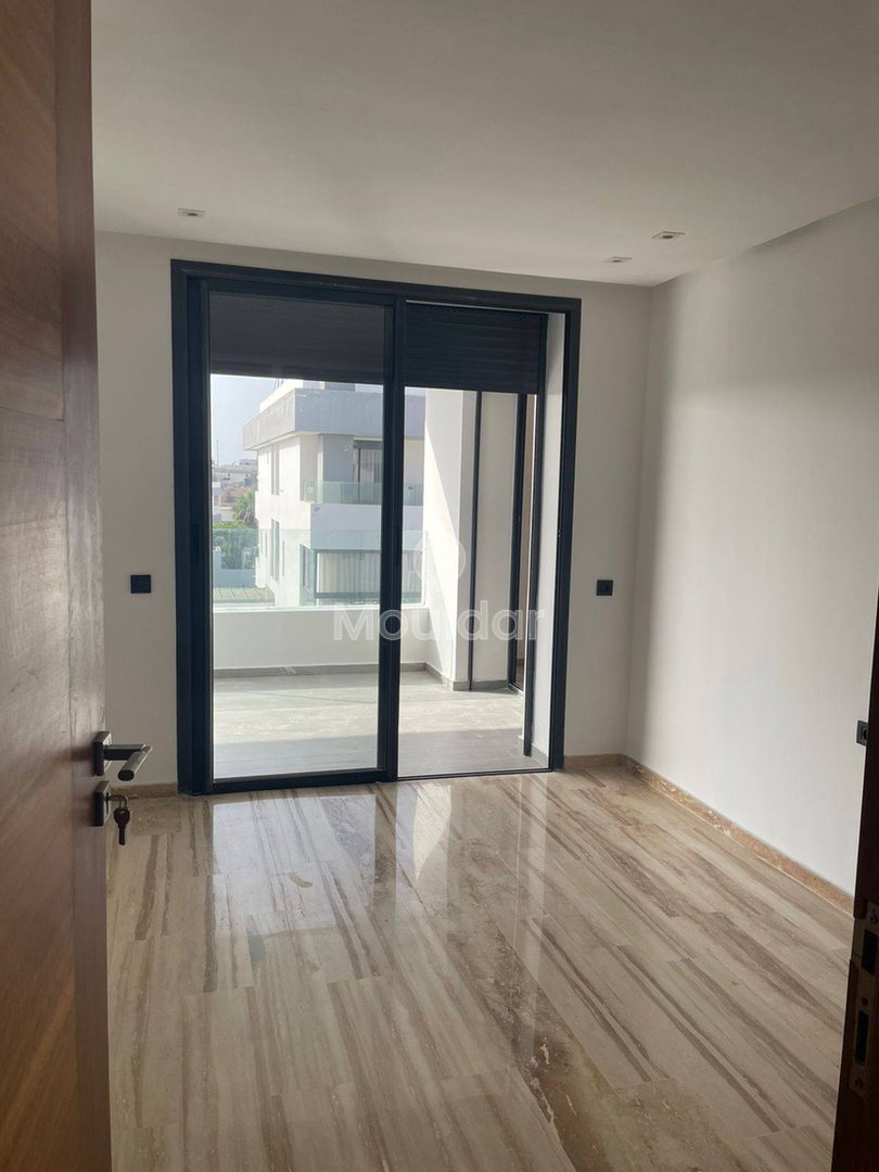 Do wynajęcia, 3-pokojowe mieszkanie w Dar Bouazza, 125 m², II piętro - Photo 4